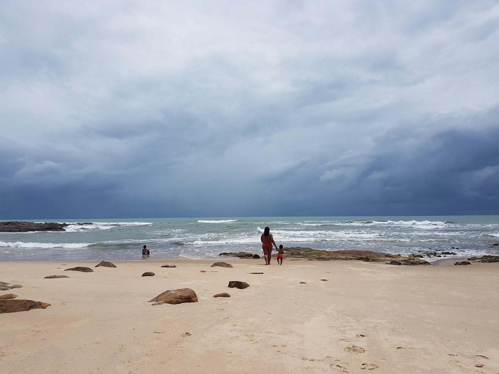 Valokuva Praia Backdoorista. puhtaustasolla korkea