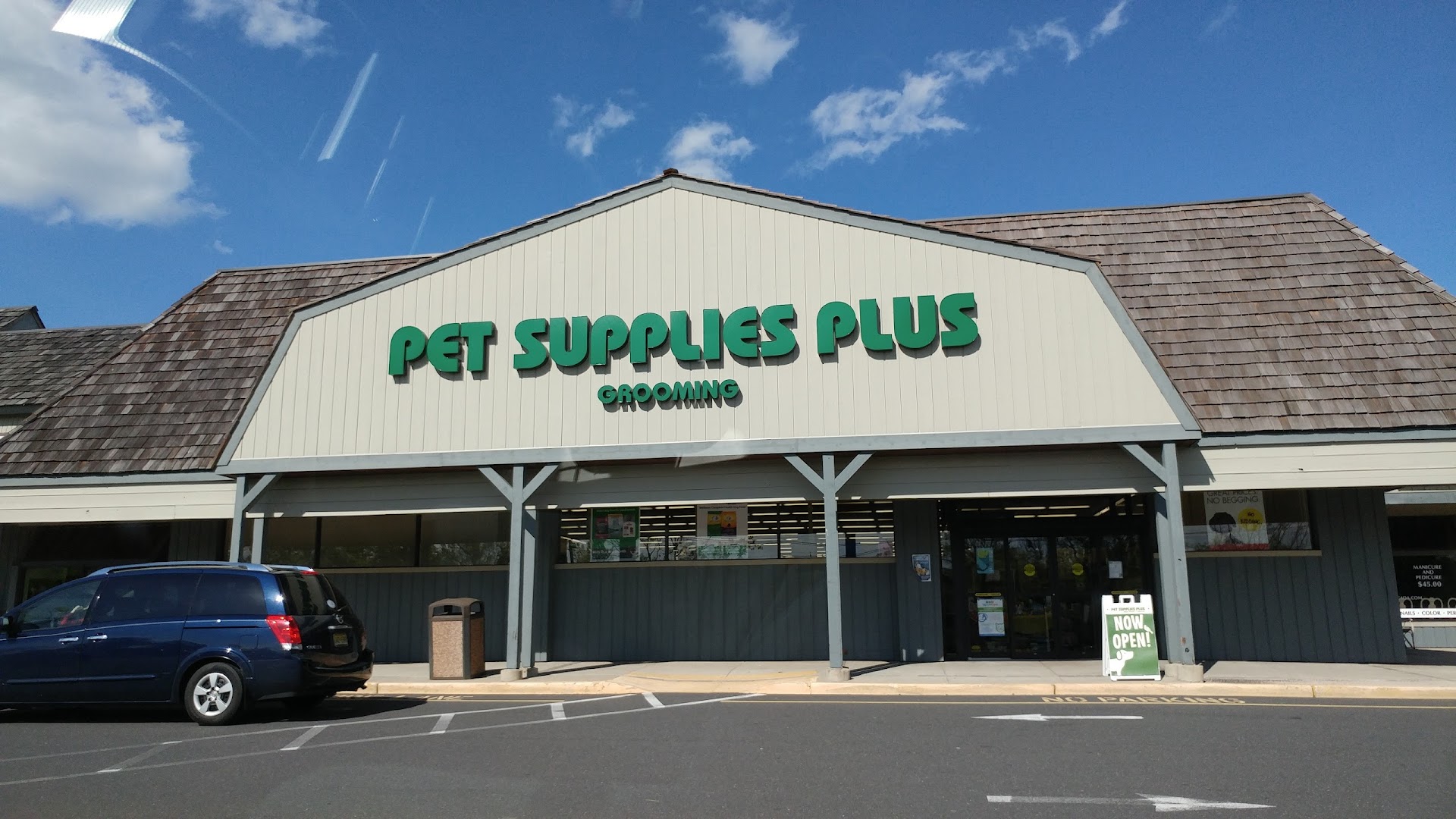 Pet Supplies Plus