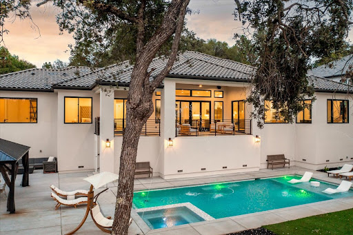 Nicole Spencer, Realtor image