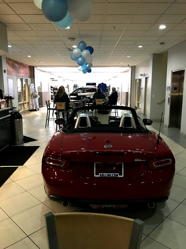 Jeep Dealer «Golling Chrysler Dodge Jeep Ram», reviews and photos, 2405 S Telegraph Rd, Bloomfield Hills, MI 48302, USA