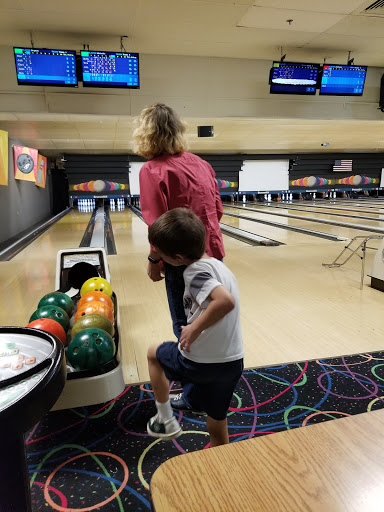 Bowling Alley «Pin Twist Family Entertainment Center», reviews and photos, 308 TX-46, Seguin, TX 78155, USA