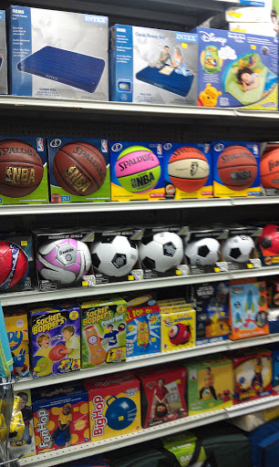 Toy Store «Greenpoint Toy Center», reviews and photos, 738 Manhattan Ave, Brooklyn, NY 11222, USA