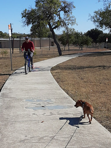 Park «Gilbert Garza Park», reviews and photos, 1450 Mira Vista, San Antonio, TX 78228, USA