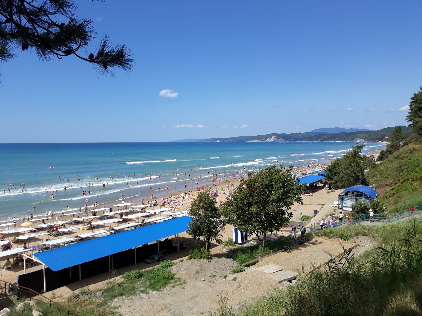 Foto van Orlyonok beach met beige zand oppervlakte