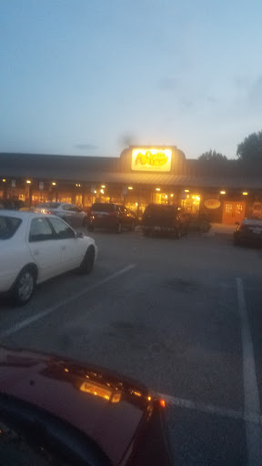 American Restaurant «Cracker Barrel Old Country Store», reviews and photos, 12357 Hornsby Ln, Newport News, VA 23602, USA
