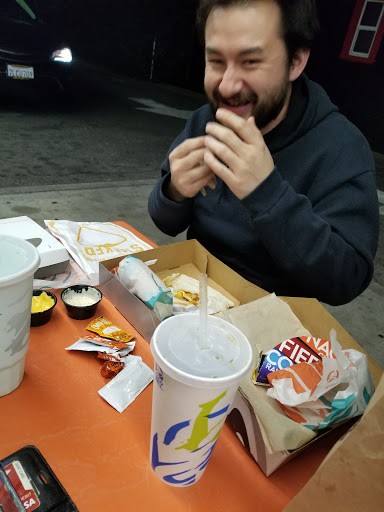 Donut Shop «Donut Hut», reviews and photos, 2025 W Magnolia Blvd, Burbank, CA 91506, USA