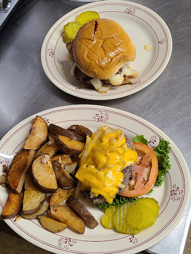 Golf Course «Darlington Golf & Country Club», reviews and photos, 17098 Country Club Rd, Darlington, WI 53530, USA