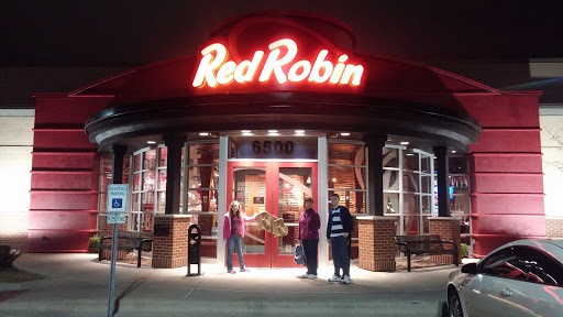 Shopping Mall «St. Clair Square», reviews and photos, 134 St Clair Square, Fairview Heights, IL 62208, USA