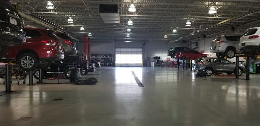 Nissan Dealer «Larry H. Miller Nissan Southwest», reviews and photos, 5067 S Wadsworth Blvd, Littleton, CO 80123, USA