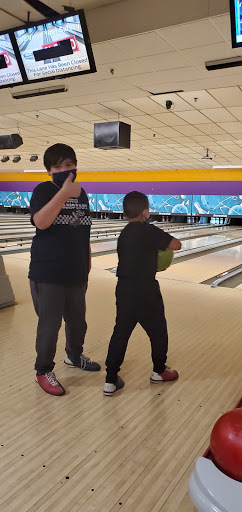 Bowling Alley «Farmingdale Lanes», reviews and photos, 999 Conklin St A, Farmingdale, NY 11735, USA