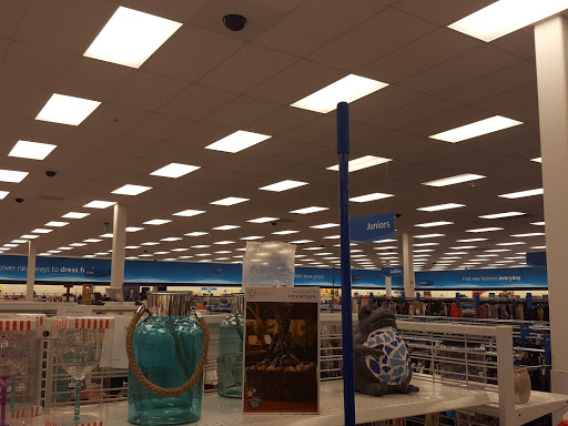 Clothing Store «Ross Dress for Less», reviews and photos, 2350 Lincoln Hwy E, Lancaster, PA 17602, USA