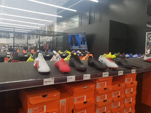 Shoe Store «WSS», reviews and photos, 2520 S Bristol St, Santa Ana, CA 92704, USA