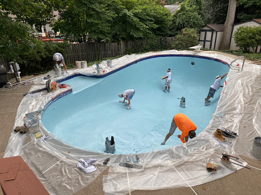 Pool cleaning service Arlington