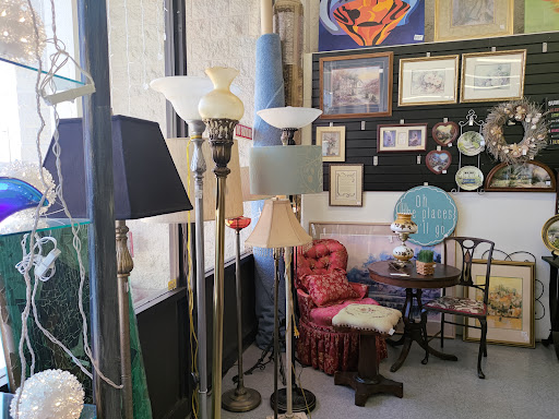 Consignment Shop «Treasure Trove», reviews and photos, 11912 NE Fourth Plain Blvd, Vancouver, WA 98662, USA