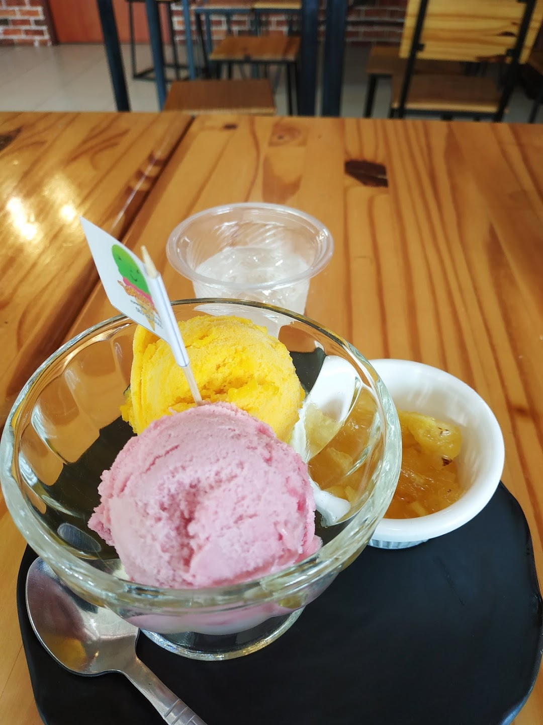 ไอติมบางปู Homemade Ice cream นครศรีธรรมราช