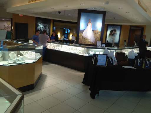 Jewelry Store «Jared The Galleria of Jewelry», reviews and photos, 8275 Red Bug Lake Rd, Oviedo, FL 32765, USA
