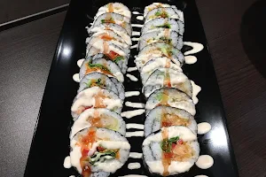 Wakame Thai & Sushi image