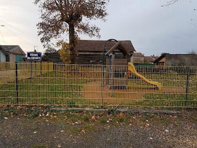 Aire de jeux pour enfants à Cirey-sur-Vezouze