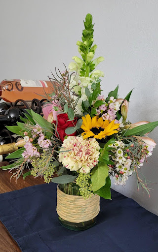 Florist «A Rhapsody In Bloom Florist», reviews and photos, 3709 6th Ave, Tacoma, WA 98406, USA