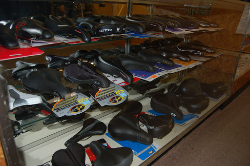 Bicycle Store «ADT Bike & Skate Shop (Arc De Triomphe Inc)», reviews and photos, 114-01 Jamaica Ave, Richmond Hill, NY 11418, USA