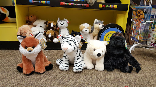 Shopping Mall «Oakwood Mall», reviews and photos, 4800 Golf Rd, Eau Claire, WI 54701, USA