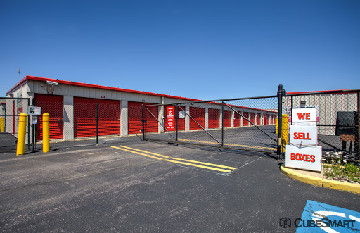 Self-Storage Facility «CubeSmart Self Storage», reviews and photos, 1750 Busse Rd, Elk Grove Village, IL 60007, USA