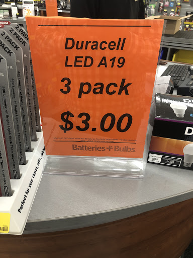 Car Battery Store «Batteries Plus Bulbs», reviews and photos, 5010 N High St, Columbus, OH 43214, USA