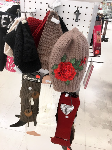 Cosmetics Store «Rose Beauty Supply», reviews and photos, 934 S Hamilton Rd, Columbus, OH 43213, USA