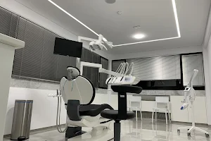 Leonidou Dental Clinic image