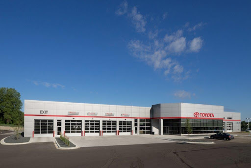 Car Repair and Maintenance «Burnsville Toyota Service & Parts», reviews and photos, 14800 Burnhaven Dr, Burnsville, MN 55306, USA
