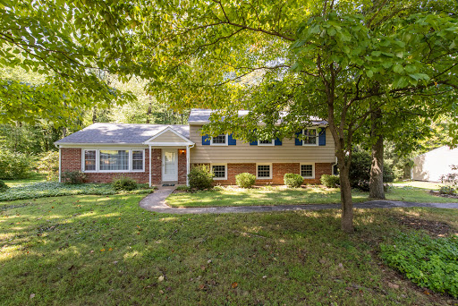 Real Estate Agency «Moore Maguire Real Estate Group of Keller Williams Greater West Chester», reviews and photos, 999 West Chester Pike, West Chester, PA 19382, USA
