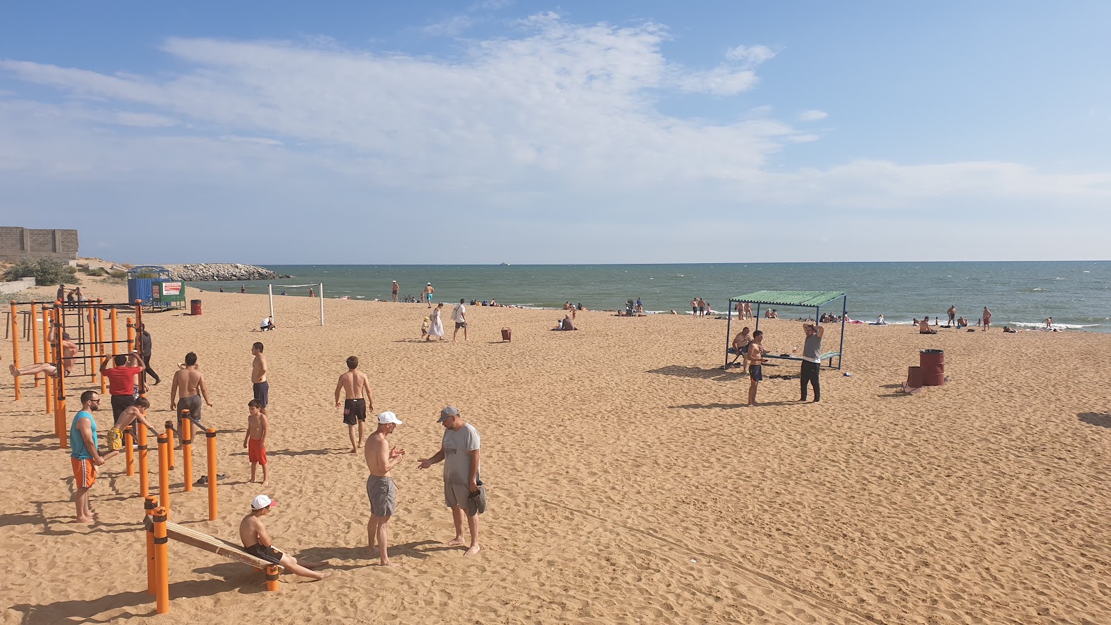 Photo de Lazurnyy Beach - endroit populaire parmi les connaisseurs de la détente