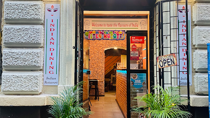 Indian Dining Restaurant (Indian Dining Étterem)
