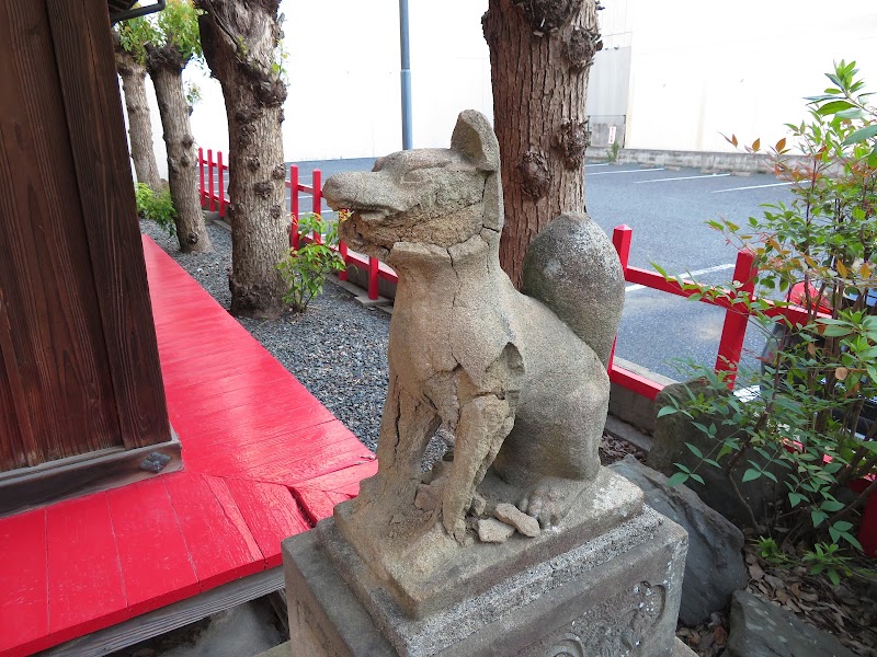 尾白稲荷神社