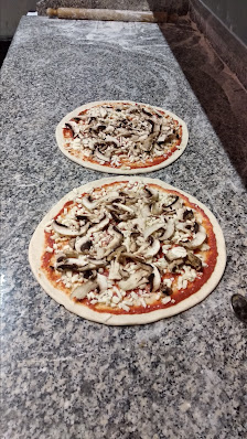 Pizza I GEMELLI EX OK Via Fratelli Zanzottera, 8, 20153 Figino MI, Italia