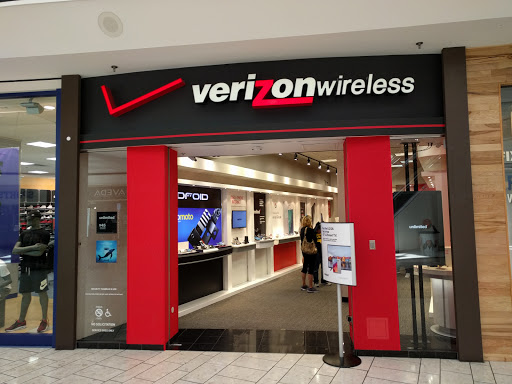 Cell Phone Store «Verizon», reviews and photos, 1460 Stoneridge Mall Rd e, Pleasanton, CA 94588, USA