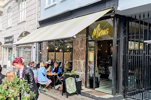 Minas Kaffebar image