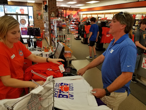Sportswear Store «Tiger Sports Shop (Downtown)», reviews and photos, 364 College Ave, Clemson, SC 29631, USA