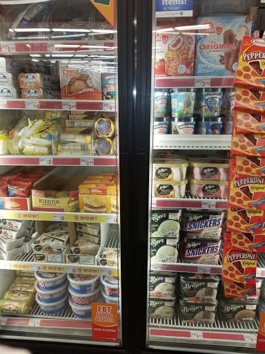 Dollar Store «FAMILY DOLLAR», reviews and photos, 1110 S Philo Rd, Urbana, IL 61801, USA