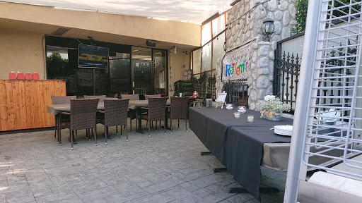 iGrill Mediterranean Restaurant and Hookah Lounge