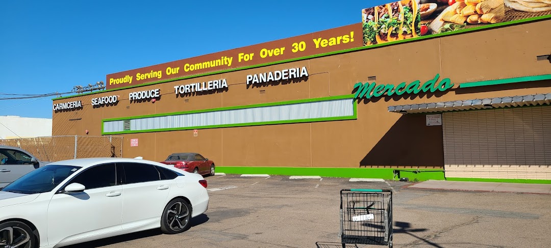 Manolo Farmers Market