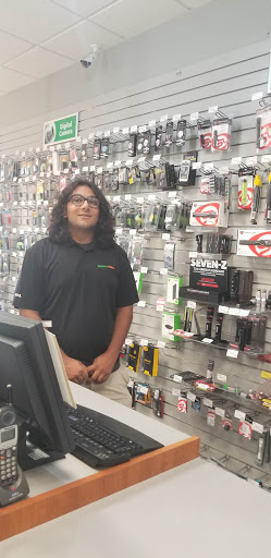 Car Battery Store «Batteries Plus Bulbs», reviews and photos, 3312 W Shaw Ave, Fresno, CA 93711, USA
