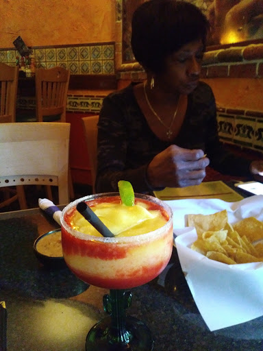 Shopping Mall «Park Place Shopping Center», reviews and photos, 17555 Southcenter Pkwy, Tukwila, WA 98188, USA