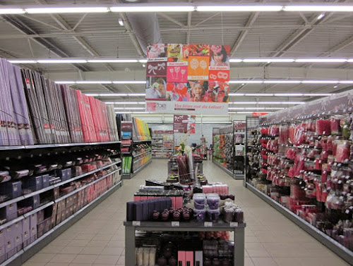 Magasin d'ameublement et de décoration Zoé Confetti Cosne sur Loire Cosne-Cours-sur-Loire