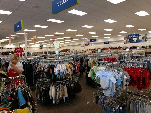 Thrift Store «Deseret Industries Thrift Store», reviews and photos, 158 E Pages Ln, Centerville, UT 84014, USA