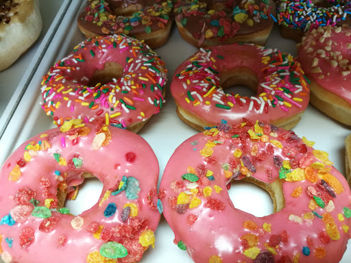 Donut Shop «College Hill Doughnut Co.», reviews and photos, 4618 E Central Ave, Wichita, KS 67208, USA