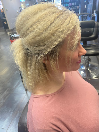 Beauty Salon «J Anthony Salon and Spa», reviews and photos, 20811 N Cave Creek Rd, Phoenix, AZ 85024, USA