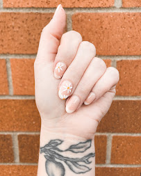 Flora Nails - Photo 6 - Car repair in Everett, WA, Everett