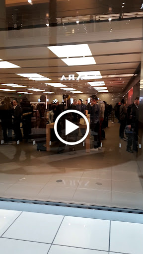 Computer Store «Apple Somerset», reviews and photos, 2800 W Big Beaver Rd, Troy, MI 48084, USA