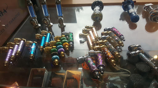 Vaporizer Store «Zee Vapor and Tobacco», reviews and photos, 6325 Dempster St, Morton Grove, IL 60053, USA